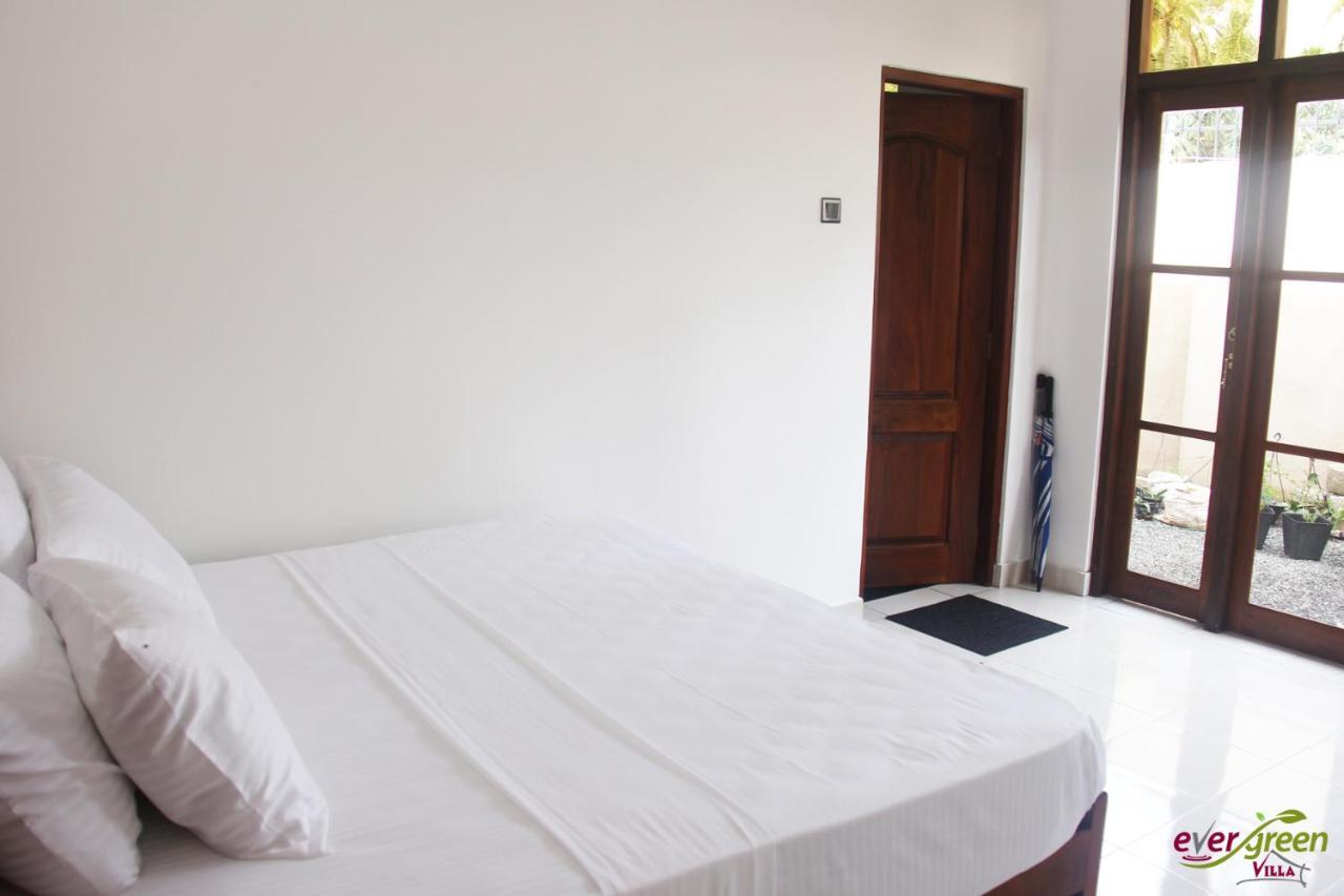 Ever Green Villa Negombo Exterior foto